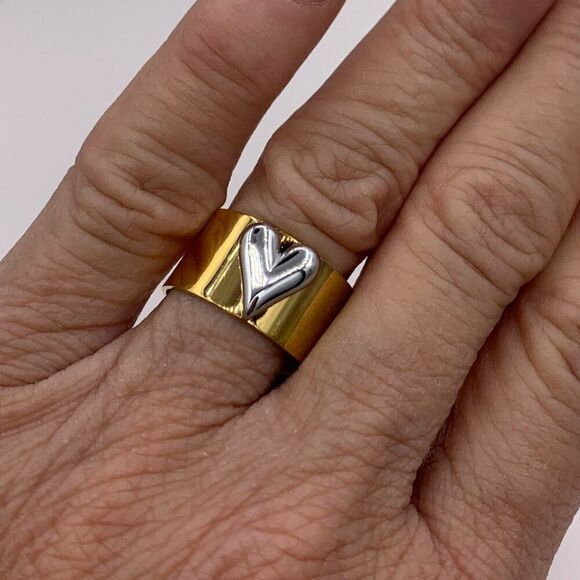 Chain bracelet NWOT, rose gold over stainless 6.5 inch L, 1/4 in. W. - Picture 15 of 16